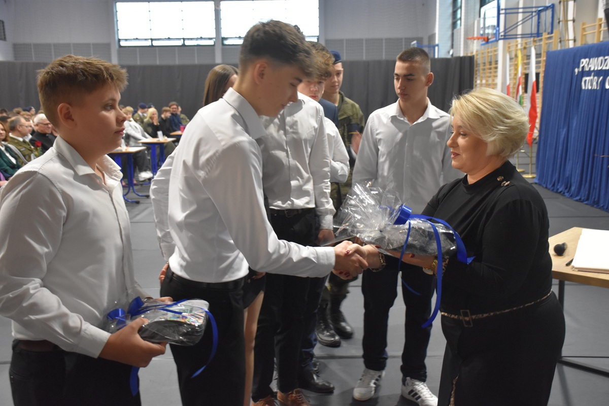 DSC_2282.JPG (277 KB)