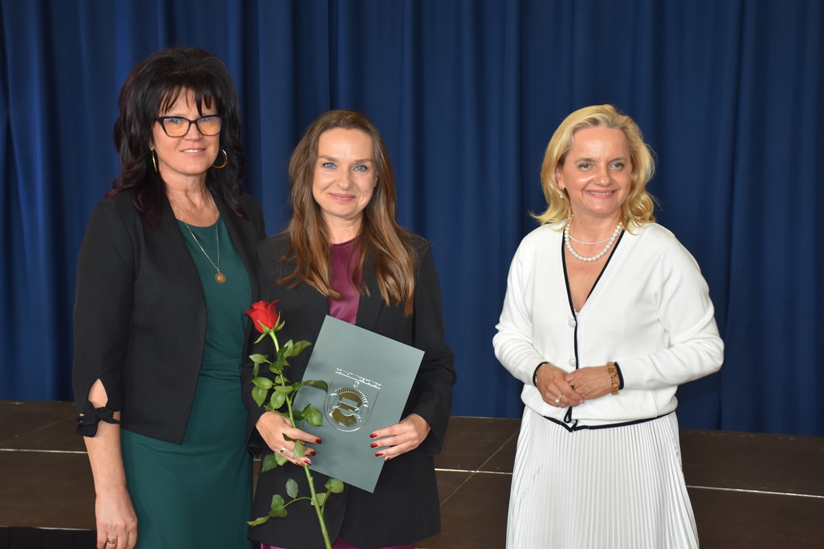 DSC_9176.JPG (229 KB)