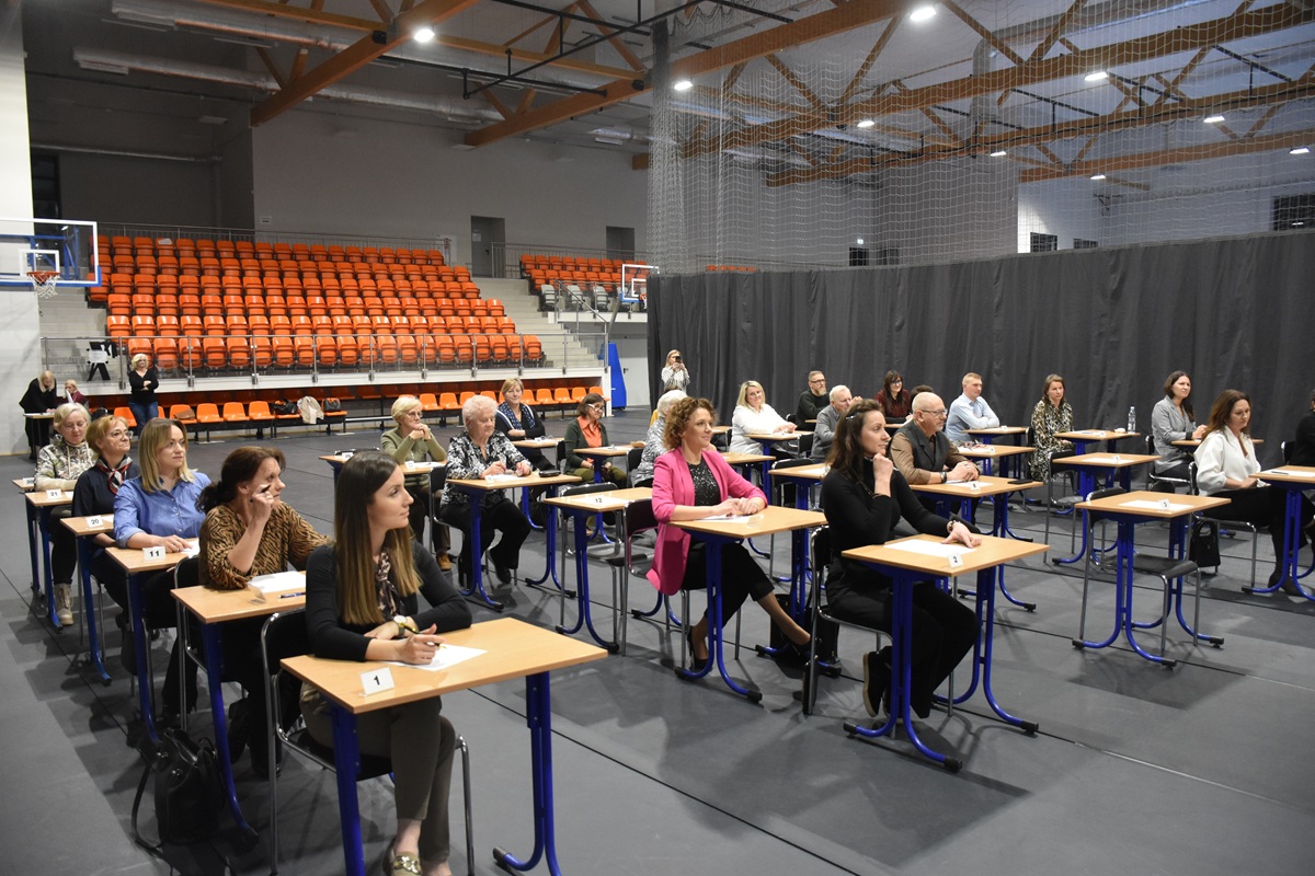 DSC_7589.JPG (387 KB)