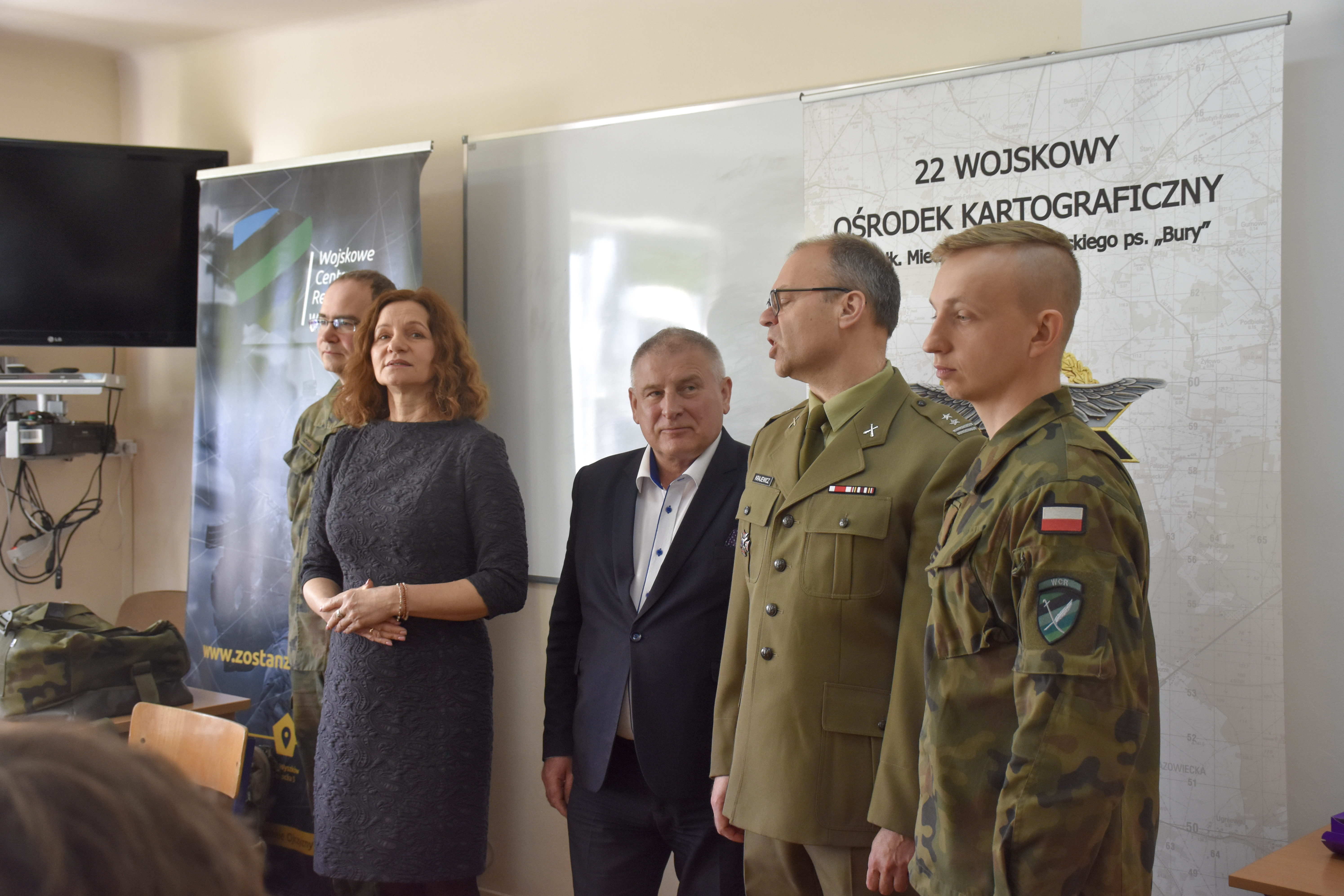 5-DSC_0524.jpg (2.39 MB)