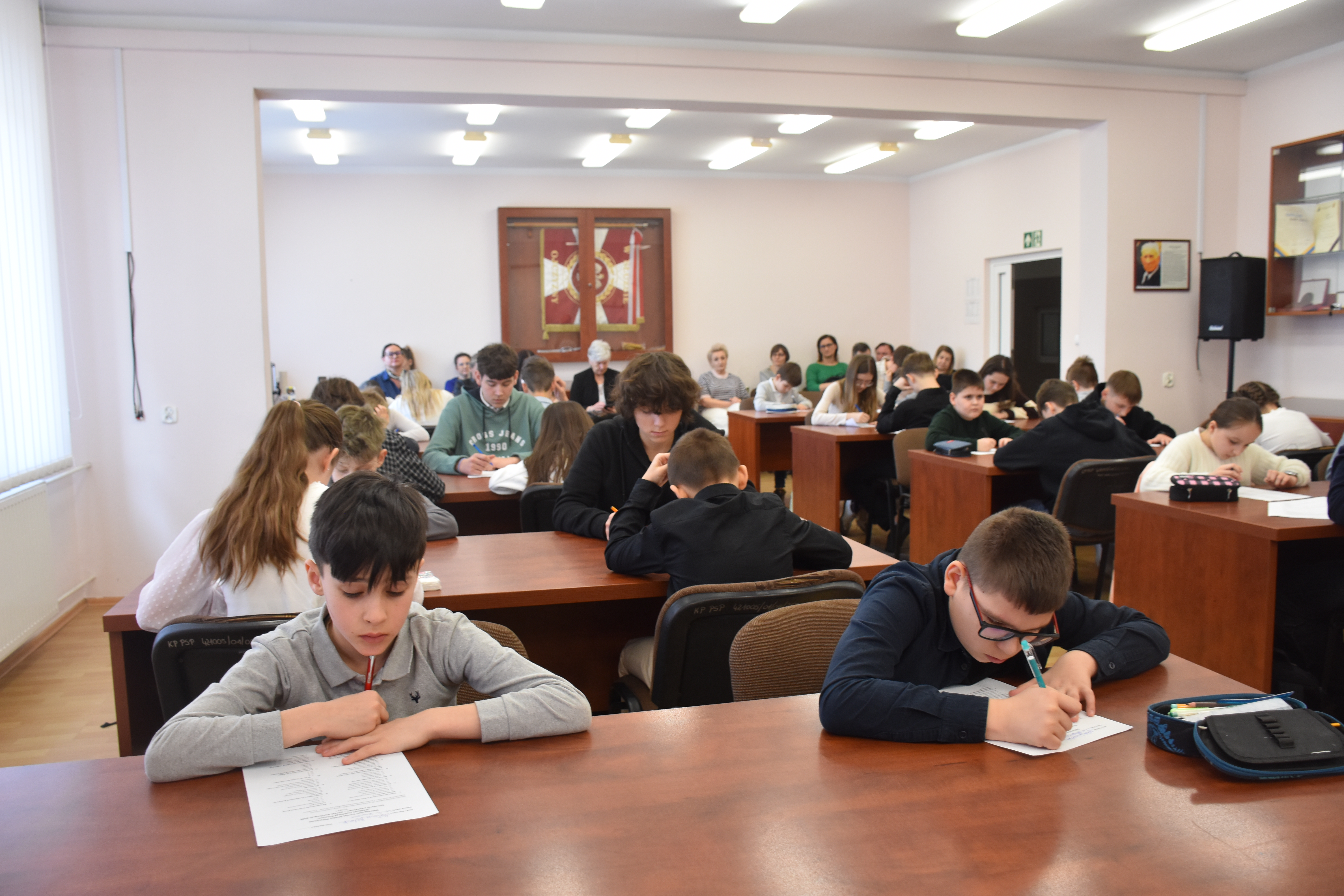 DSC_7933.JPG (12.53 MB)