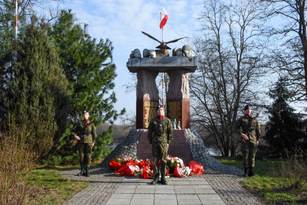 Ikona do artykułu: Powiat Wyszkowski upamiętnił Żołnierzy Wyklętych