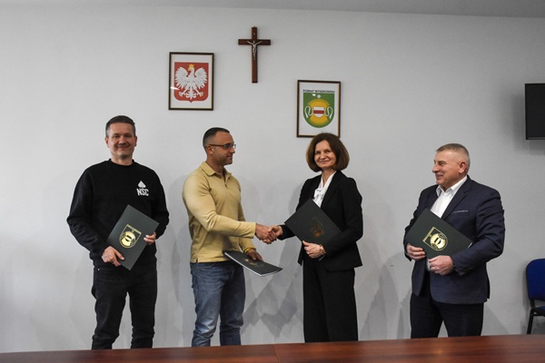 Ikona do artykułu: Budowa odcinka drogi powiatowej w Deskurowie