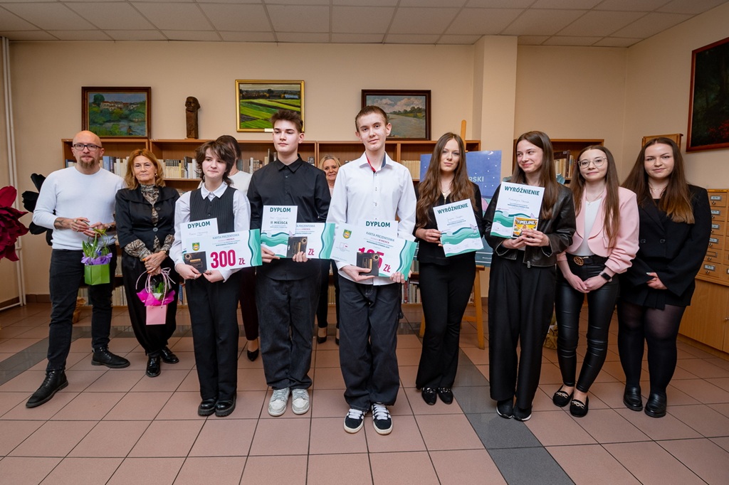 warszawska syrenka powiat 91.JPG (263 KB)